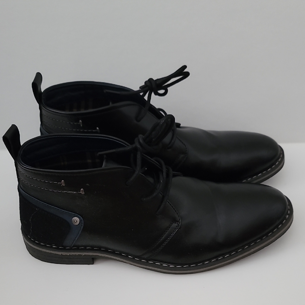 Men's Black Chukka Boots
